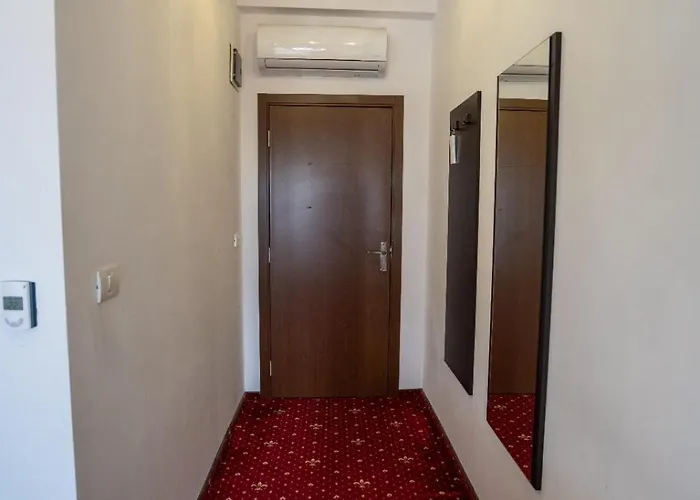 Si Restaurant Noe מלון טימישוארה